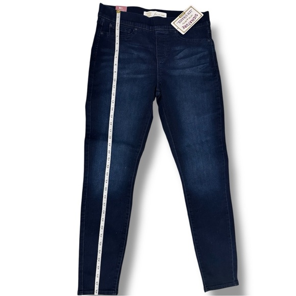 Signature by Levi’s Pull-On Skinny Shaping Jeggings, size 12 - Picture 2 of 5